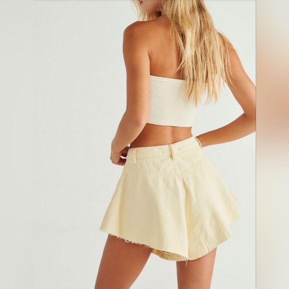 NWT Free People Harlie High Rise raw hem Denim distressed Shorts - Picture 2 of 7